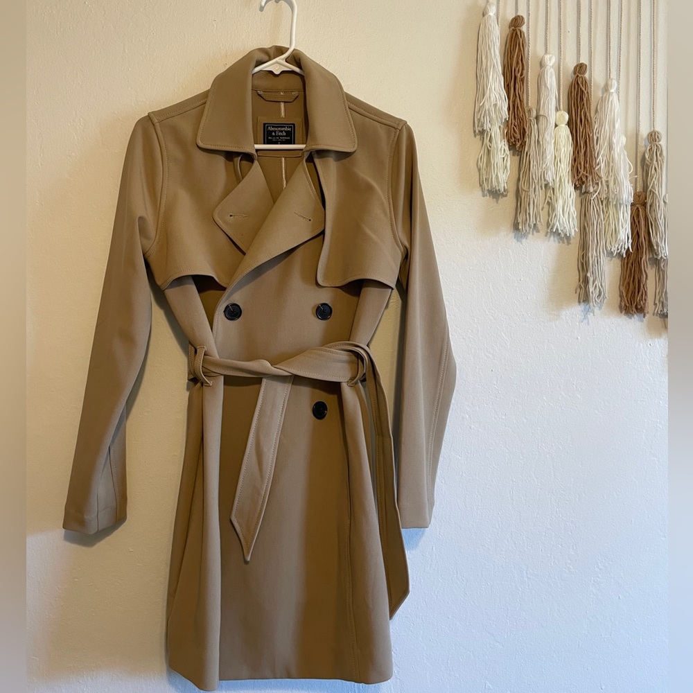 Abercrombie and fitch trench coat